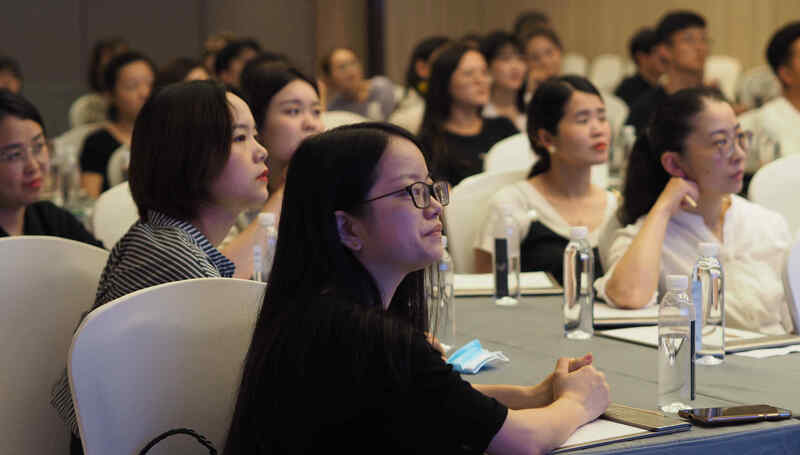 優(yōu)達(dá)2020年中工作會(huì)議暨室內(nèi)團(tuán)隊(duì)對(duì)抗賽