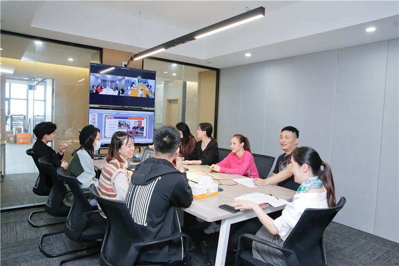 集團(tuán)召開(kāi)2019-2020社團(tuán)交流暨優(yōu)秀社長(zhǎng)表彰會(huì)