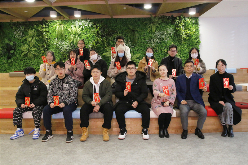 “人才紅包”賀新春