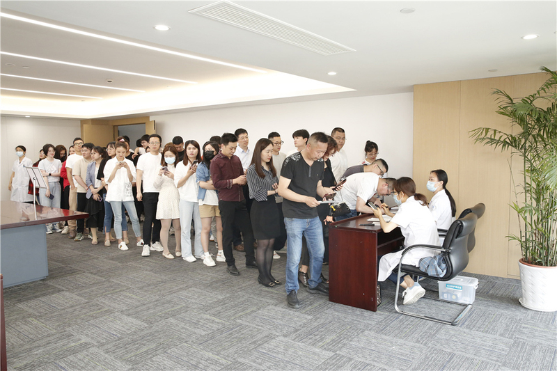 賽爾集團251名員工完成新冠疫苗第一針接種